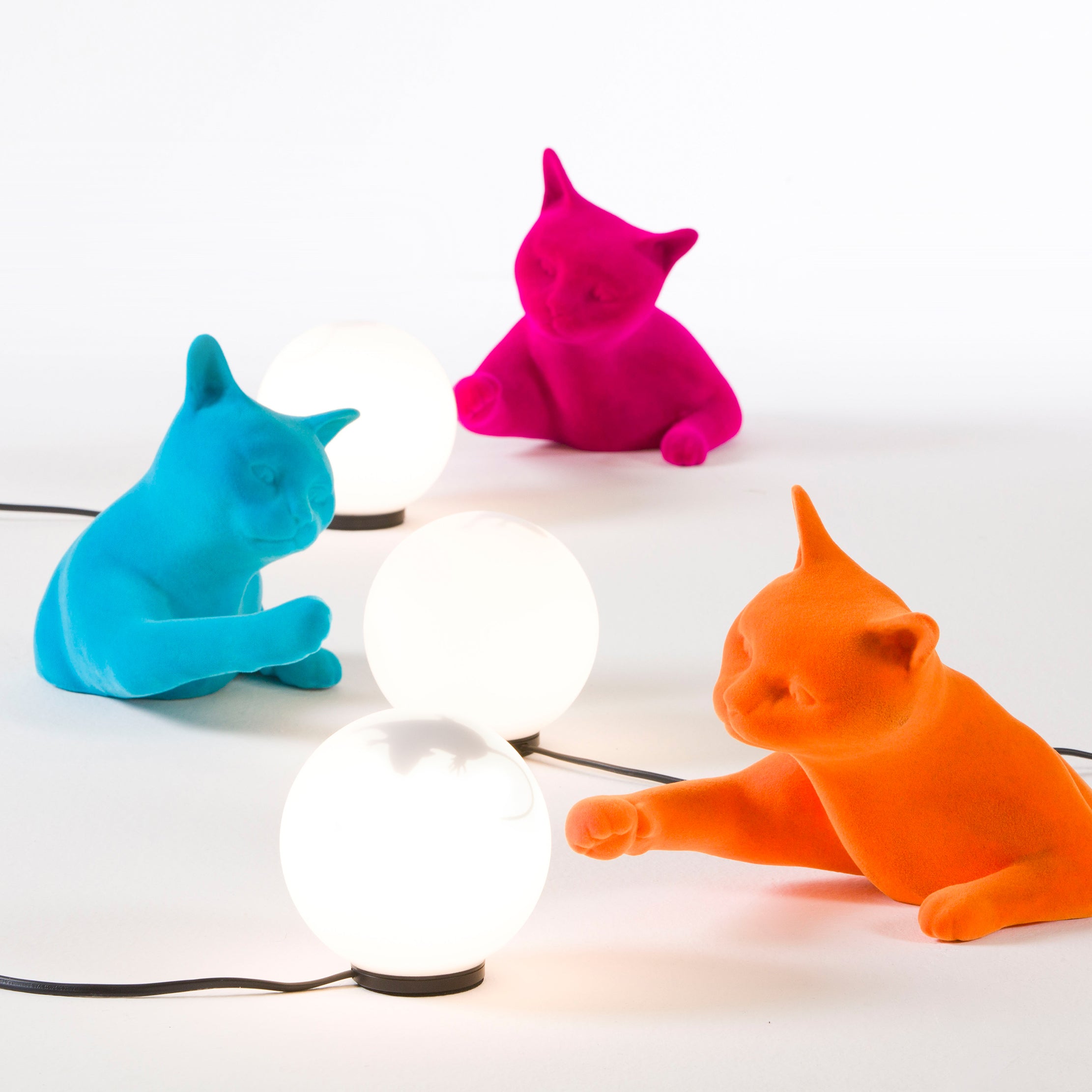 Maoo Table Lamp