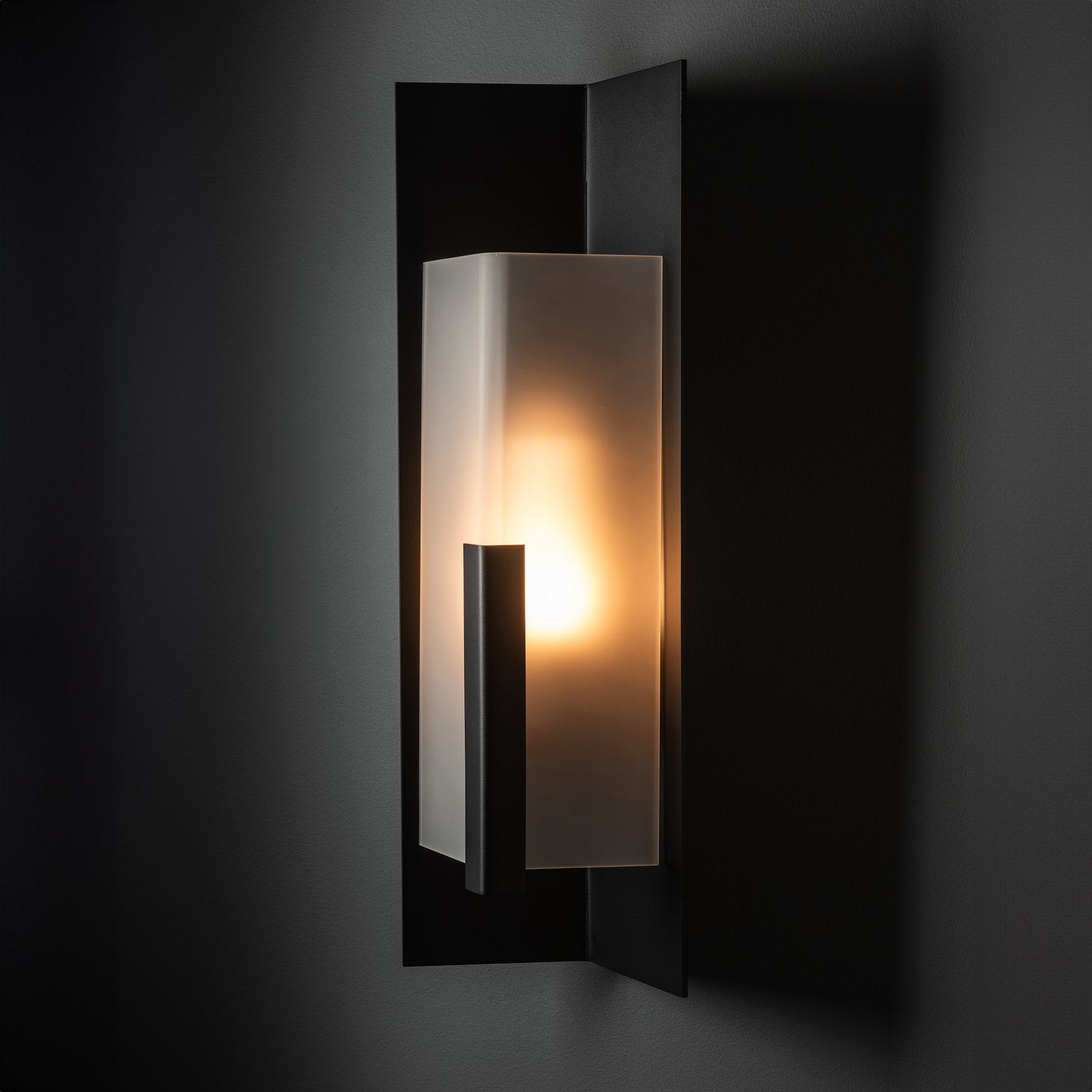 Summit Outdoor Sconce