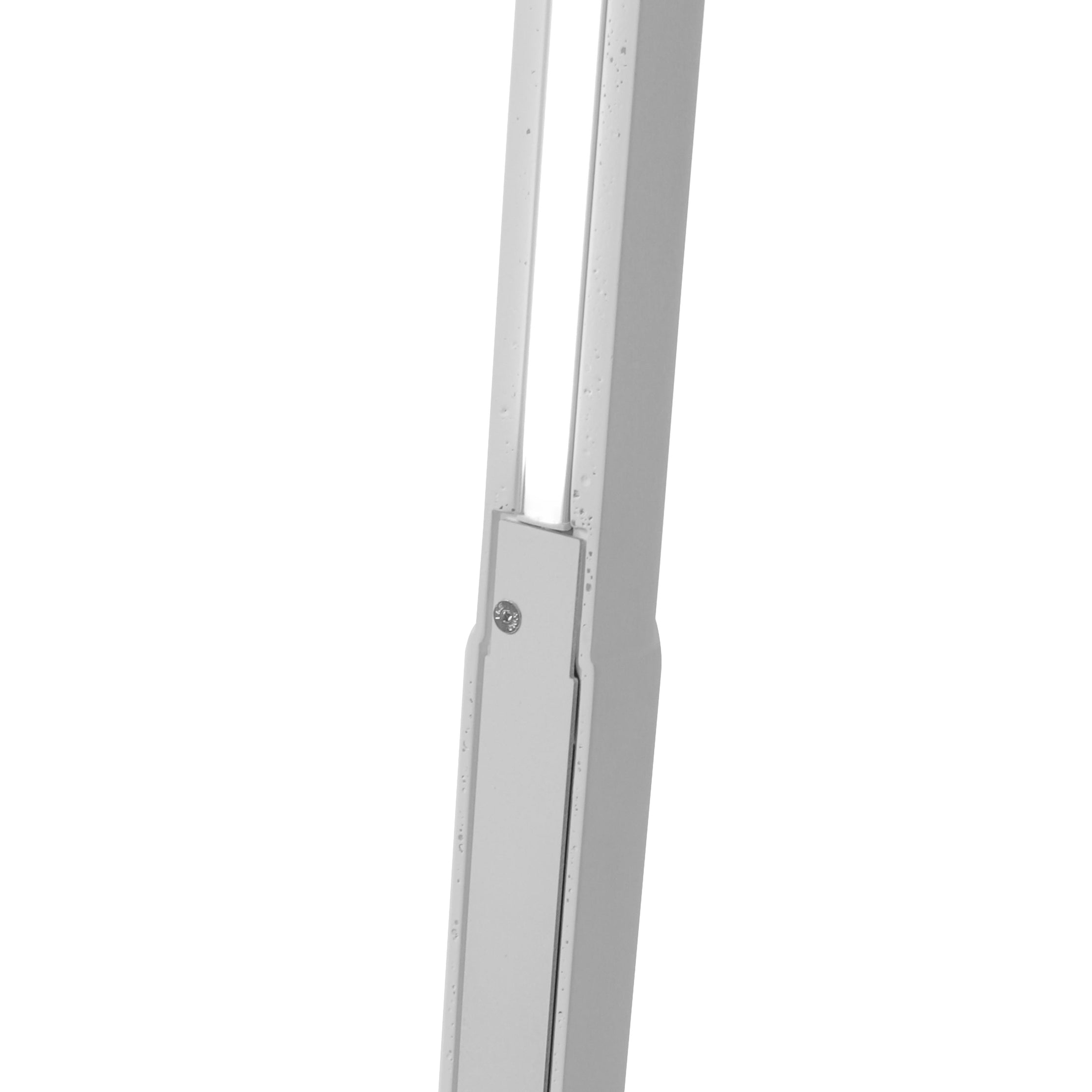 Tobia Floor Lamp